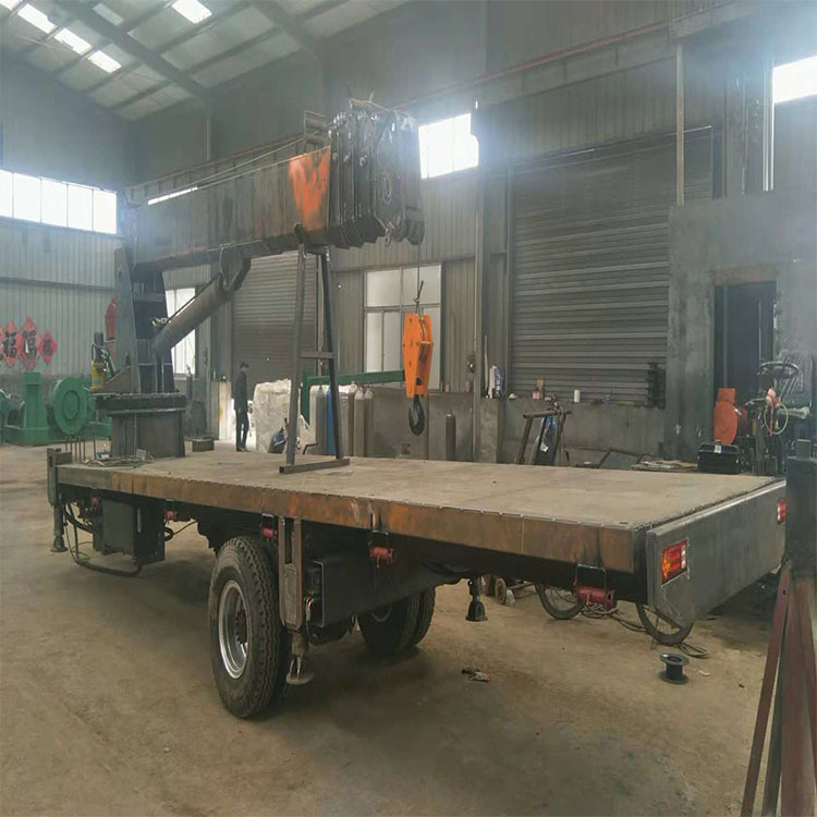 供应3吨拖拉机随车吊销售 三轮车随车吊各种吨位随车吊