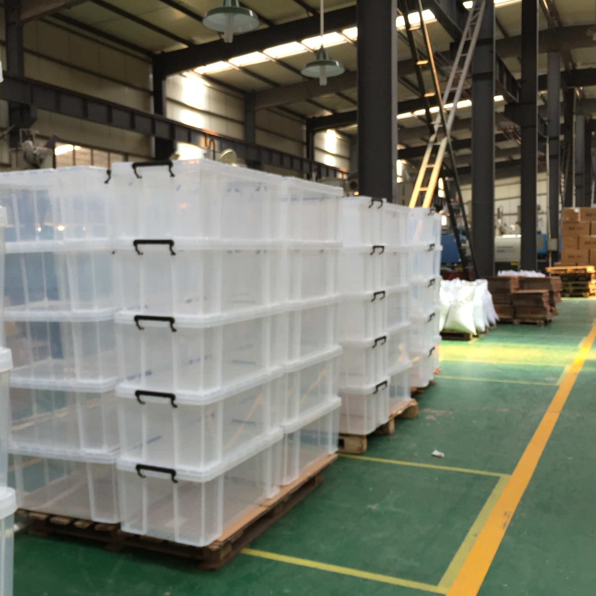 塑料收纳箱开模具