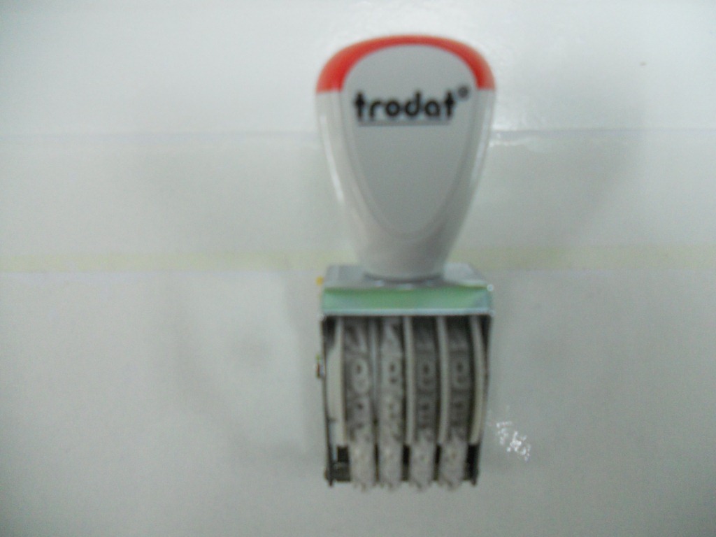 ��Ʒ׿�����ӡ�� Trodat 1544ӡ�� �ָ�4mm 4λ�ɵ�����ӡ������