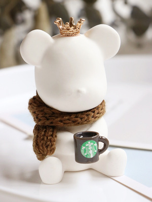 Car adornment, lovely scarf, bear perfume, interior decoration, creative plaster, aromatherapy, air conditioner, air outlet clip, lasting fragrance.