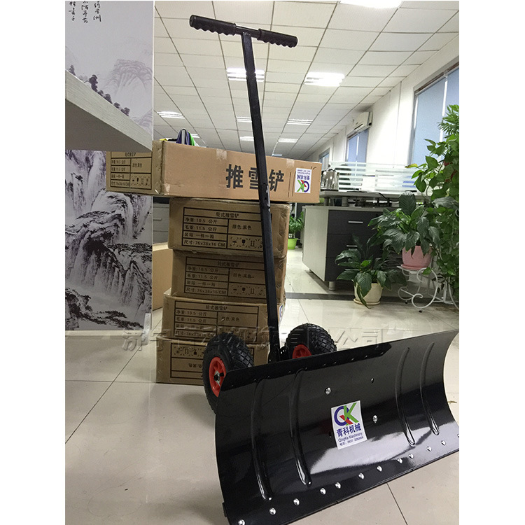 农户家用除雪铲冰车 道路雪融雪泥推铲车 可调高度轮式人工推雪铲