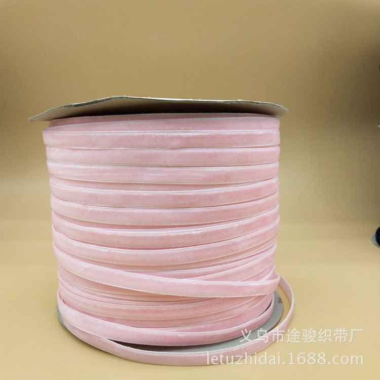 A63BE1BDD7E8F8D3957D8AD1942B27