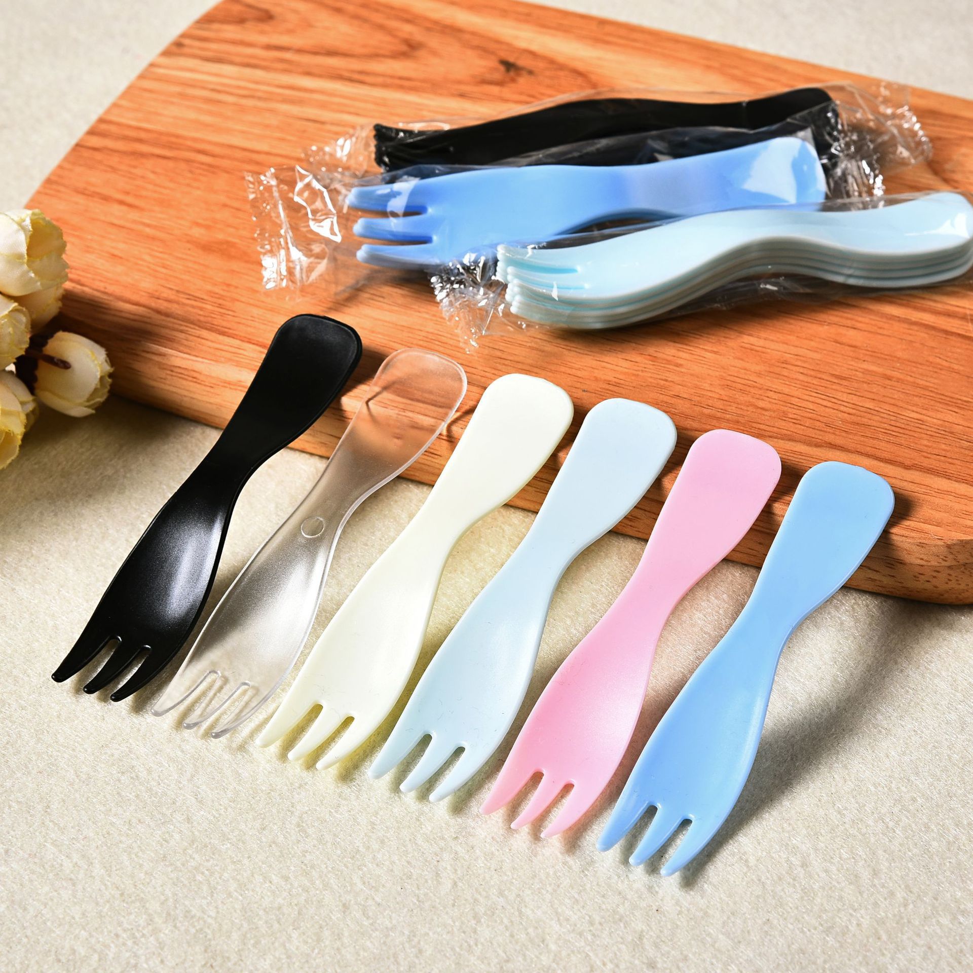 Disposable plastic spoon