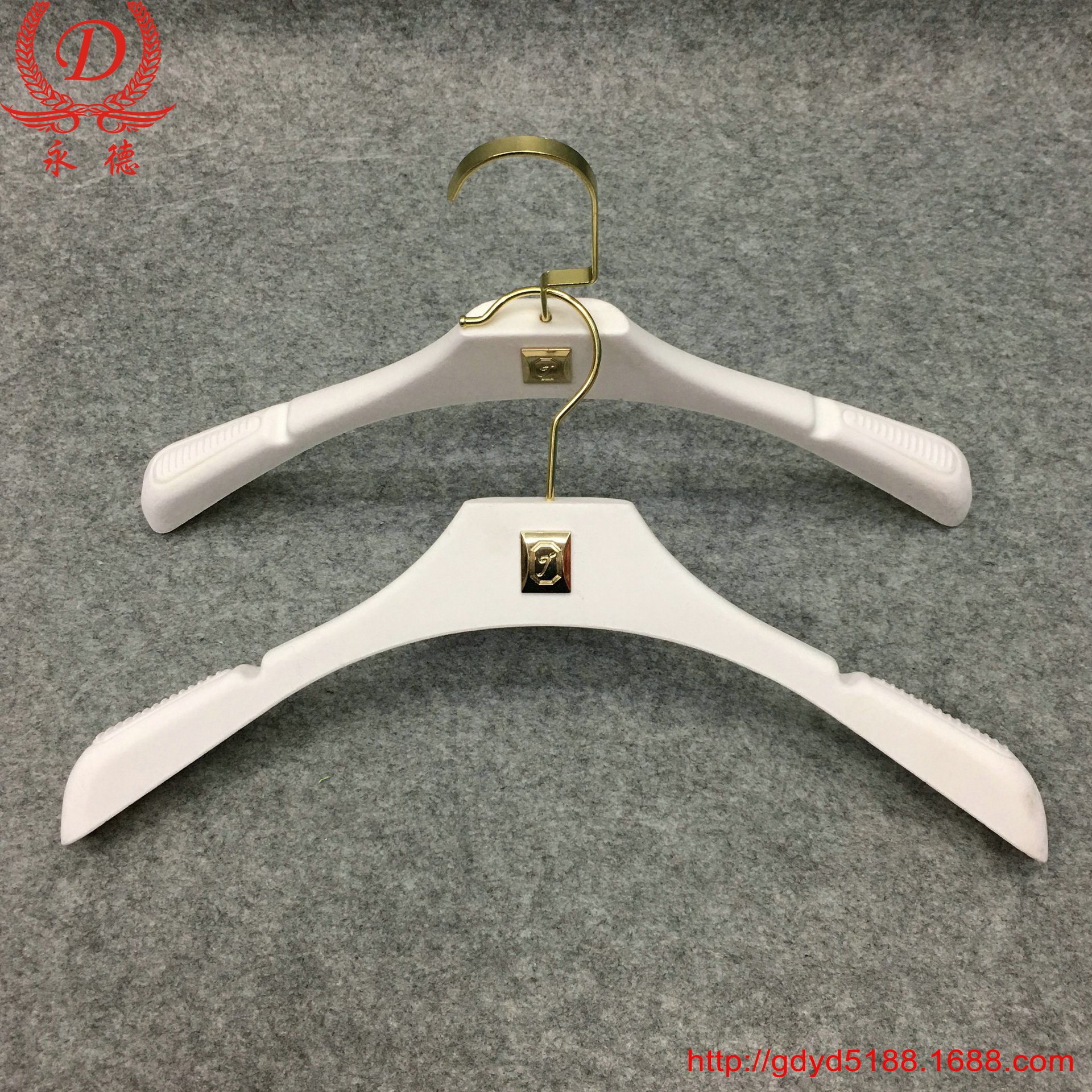 永德 时尚纯白天鹅绒植绒挂衣架 衣服挂无痕防滑婚纱礼服大衣专用|ms