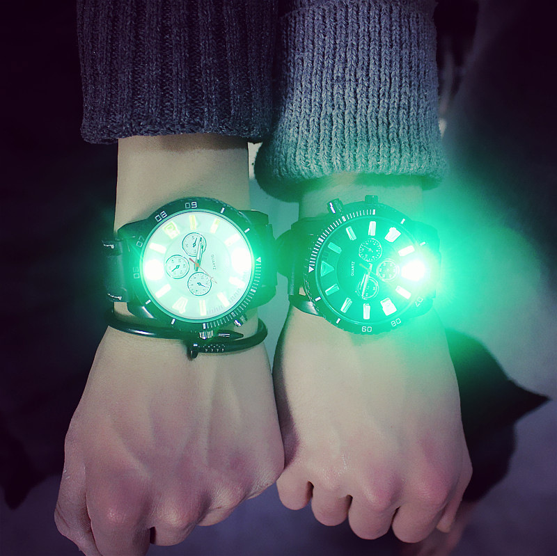 Montre Led Quartz pour Couple  - Ref 3425619 Image 7