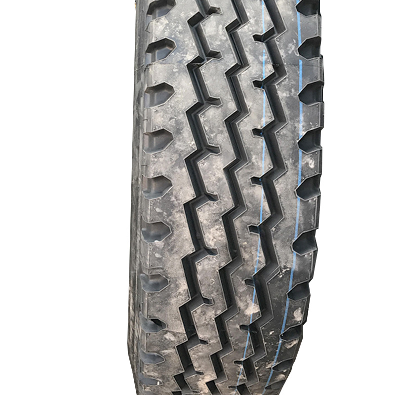长期供应11.00R20子午线卡车 三线花纹 全钢客车轮胎