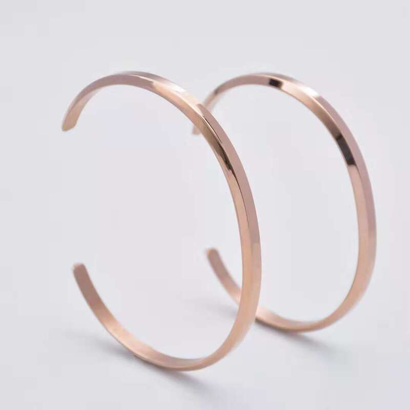 Factory Direct Supply Dw Bracelet Logo Fashionable Simple Titanium Steel Jade Plated 18K Gold C-Shaped Open Watch Accessory Factory Direct Supply Dw Bracelet Logo Fashionable Simple Titanium Steel Jade Plated 18K Gold C-Shaped Open Watch Accessory