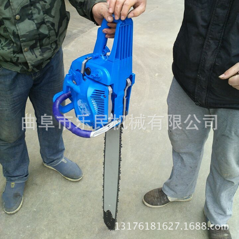 挖樹(shù)機(jī)