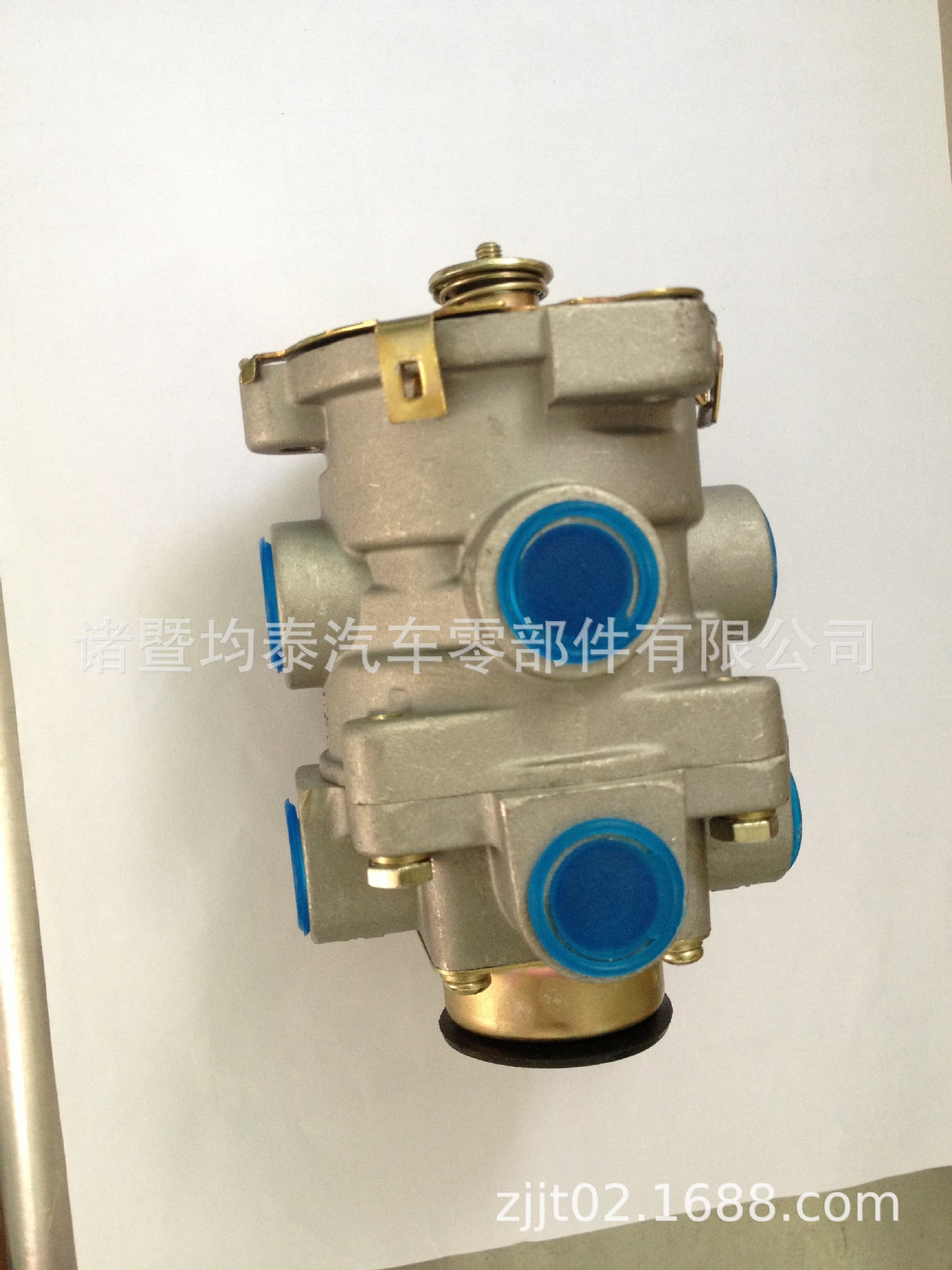 41294E8CD3051201E9C8F16E462916