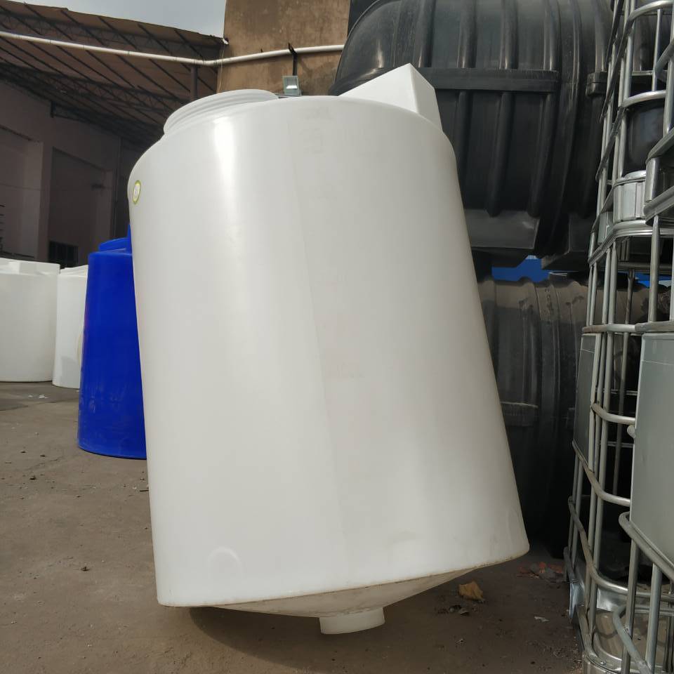 厂家直供1.5吨锥底搅拌桶  1500L尖底加药箱  1.5立方化环保药箱