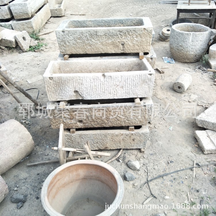 厂家批发  零售各种民间老石槽   流水景观摆件