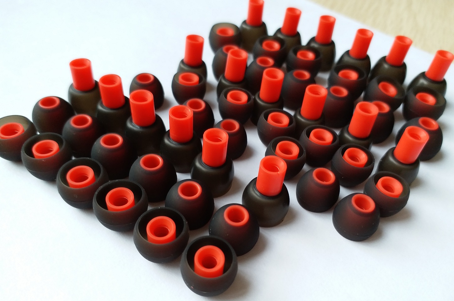 凯迪公司直销碗型耳塞 子弹头耳塞 森海耳塞 魔声耳塞 硅胶耳塞