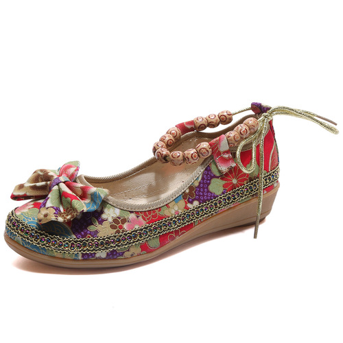 Foreign trade retro beaded embroidered lace old Beijing cloth shoes ethnic style strappy shoes women's large size