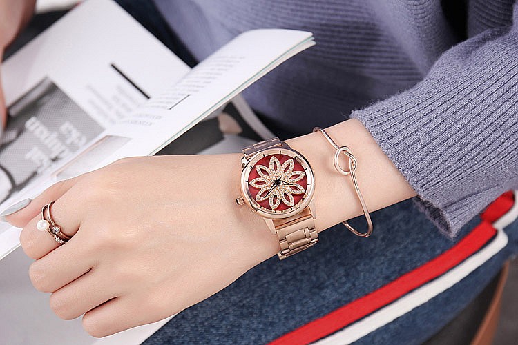 GUOU Women's Rotating Watch - Image 2