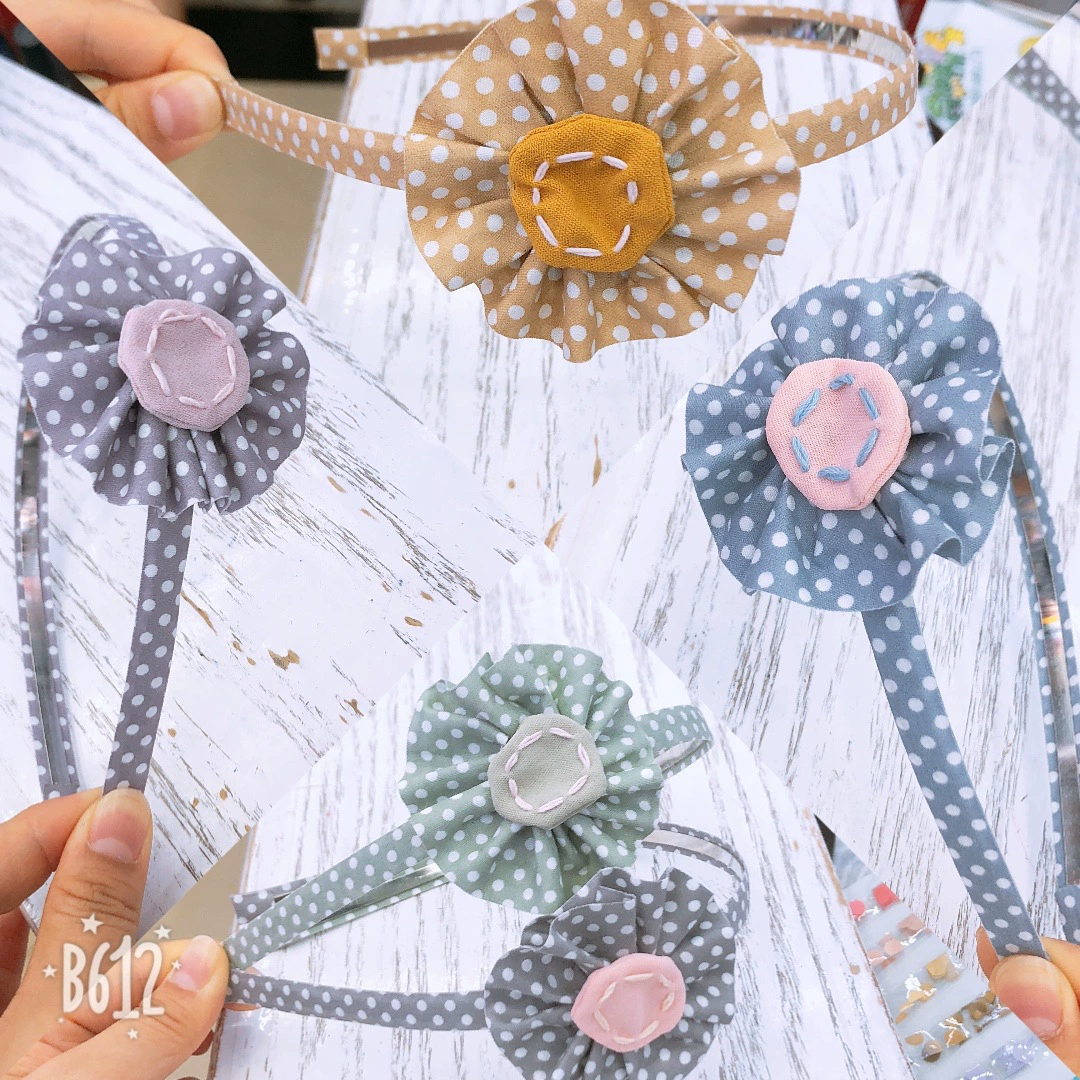 Hairgrip handmade with bow, accessory, accessories, polyester, DIY