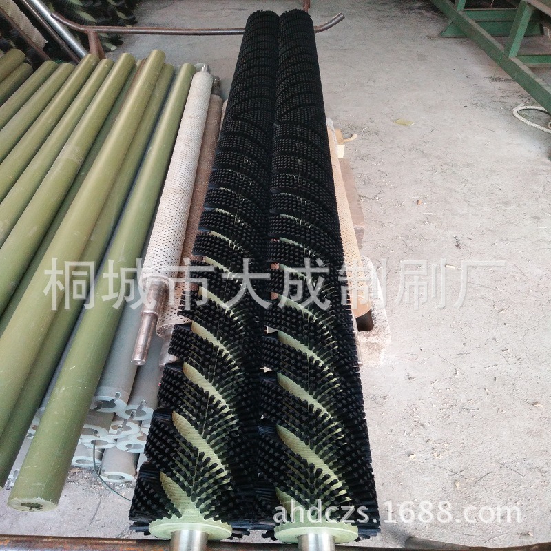 供应纺织印漂染行业碳素磨毛辊 磨毛机辊刷 猪鬃刷辊 磨料毛刷辊