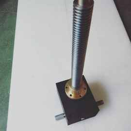 JWM002专业生产升降机厂家螺杆双极蜗轮丝杆升降机平台联动提升