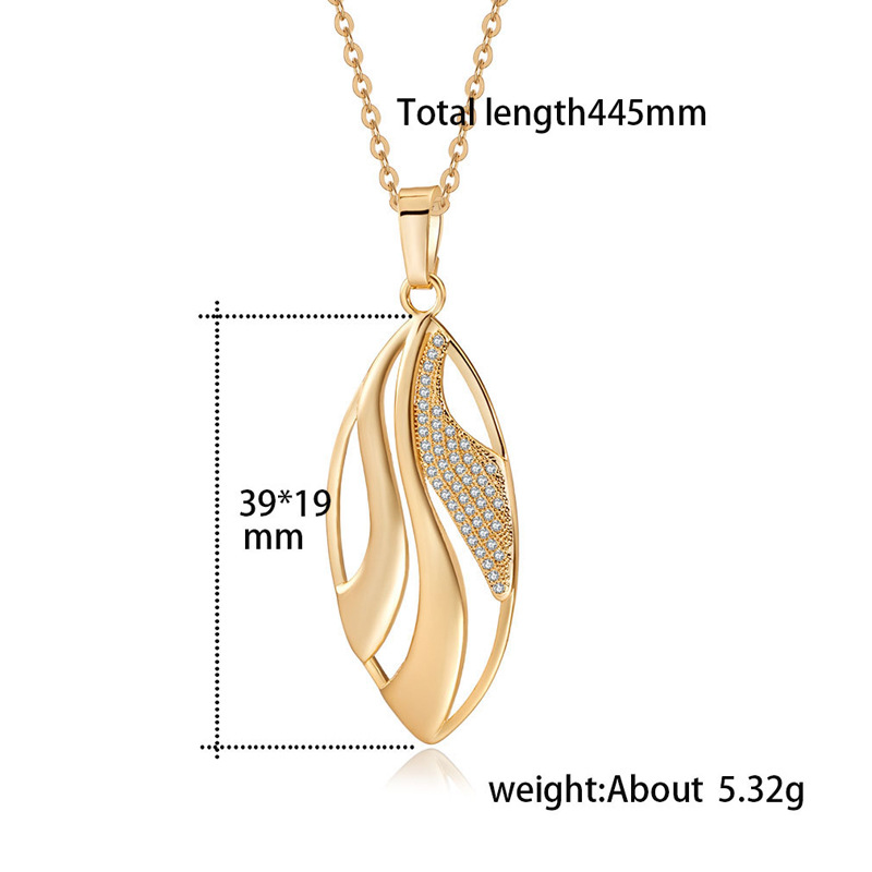 Brand copper elegant pendant with zircon