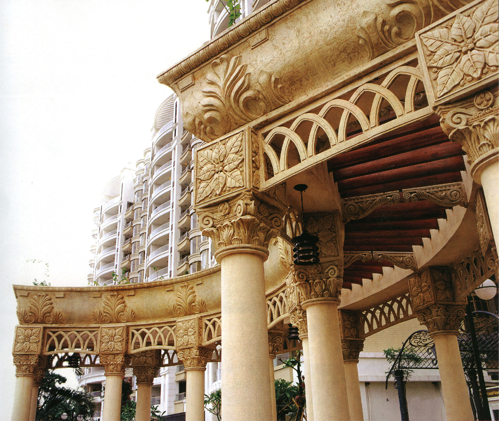 惠州城市印象艺术雕塑厂直供欧式罗马柱、GRG罗马柱、石膏罗马柱