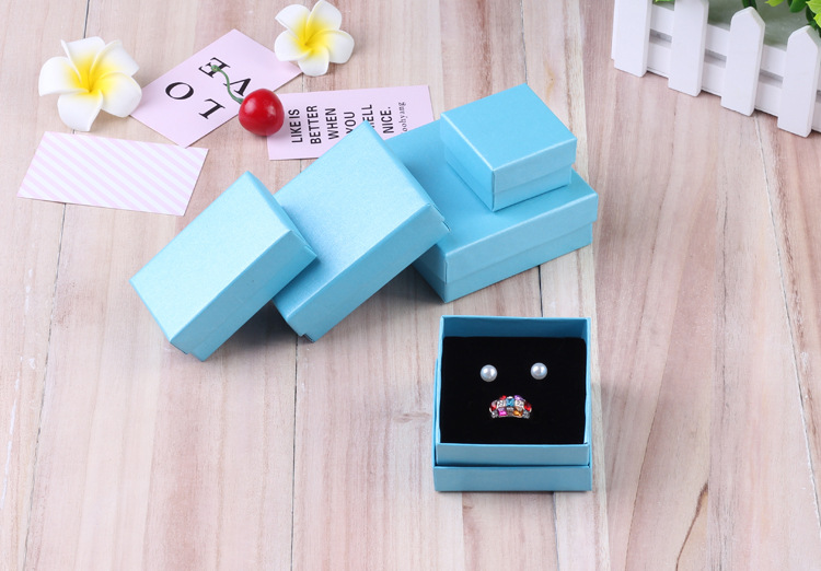 Paper Material Solid Color Pattern Fashion Style Fashion Solid Color Paper Jewelry Boxes
