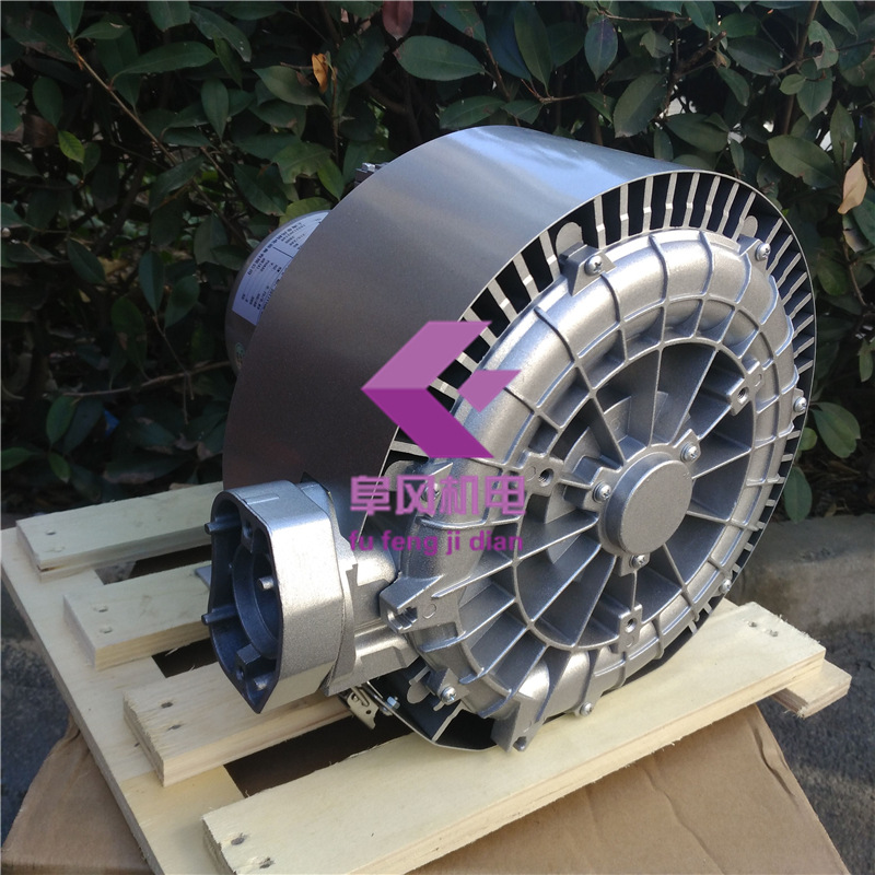 1.3kw,压力29KPA,风量110M3/H,双段,双极,双叶轮,高压鼓风机