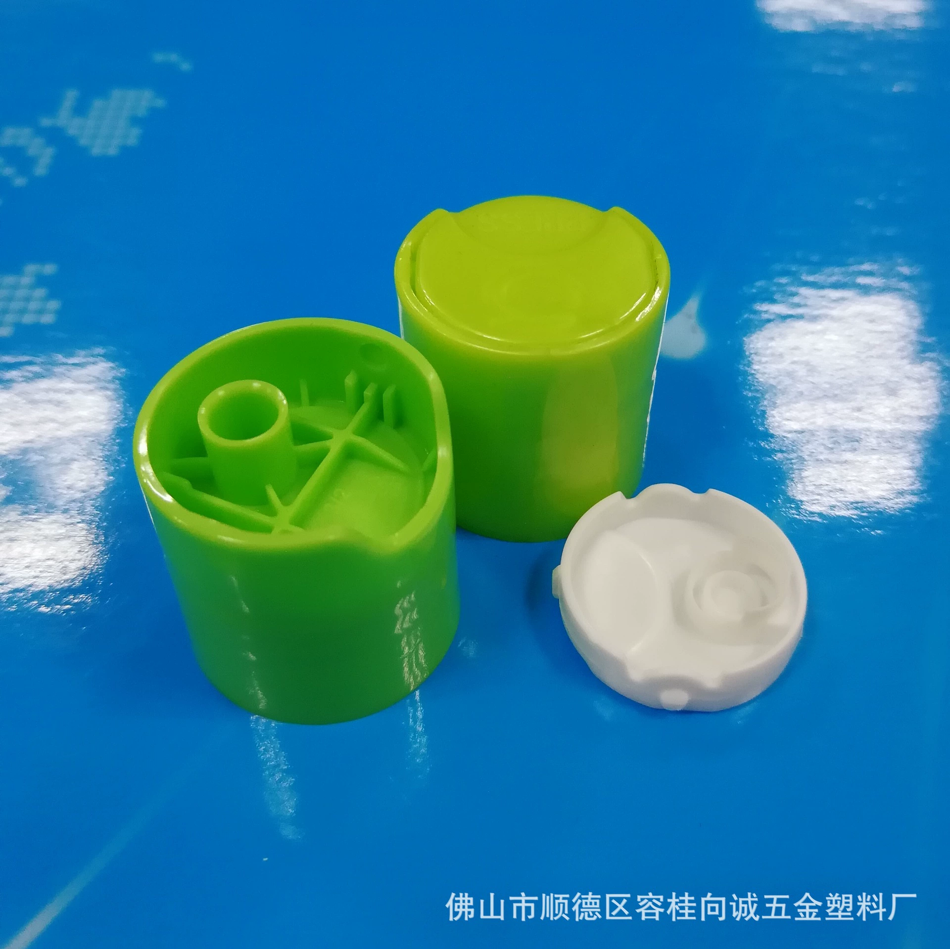 Фабрика T24410 Крышка Qiqiu Бабочка Флип Лосьон Жидкость для стирки Крышка PP Press Обычная винтовая крышка Пластиковая крышка от бутылки