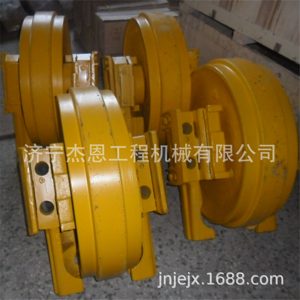 厂家现货   154-30-00291  SD22 引导轮总成 山推 推土机 配 件