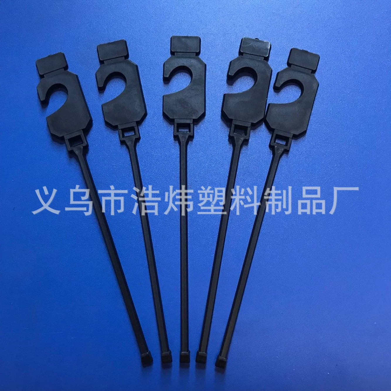 17 лет пластиковые производители недорогие оптовые продажи ремней крючков. Большое количество пластиковых крючков бесплатно