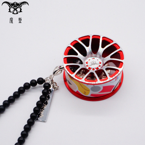 New energy vehicle rearview mirror bead chain pendant, vehicle aluminum alloy simulation wheel pendant, cartoon sticker pendant