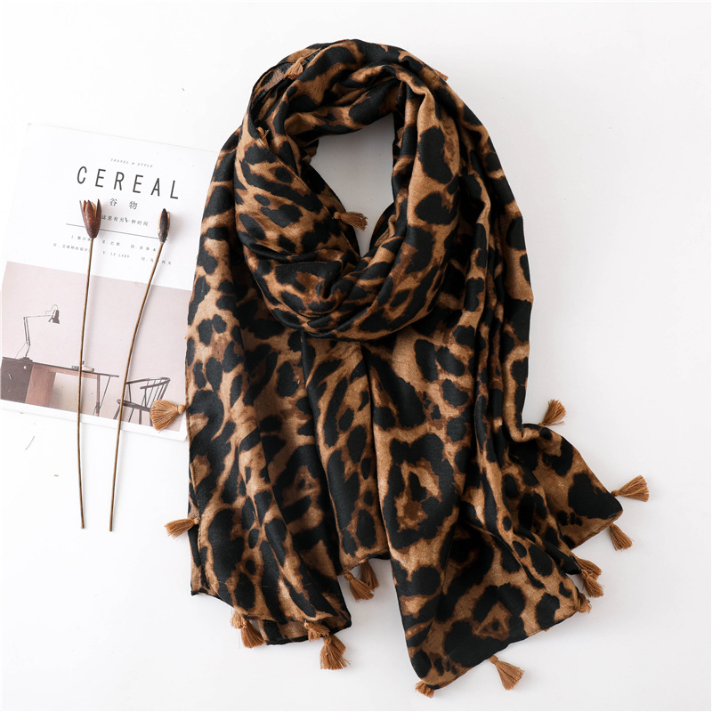 Classic Fashion Leopard Scarf Long Section Cotton And Linen Shawl display picture 36