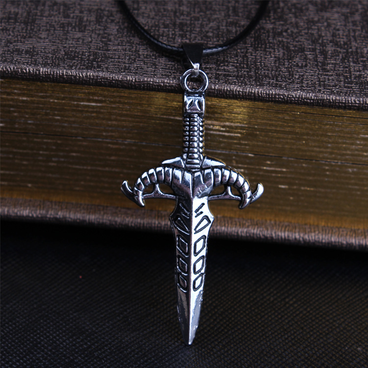 Personalized Dragon Sword Pendant Necklace For Men And Women_voghion.com