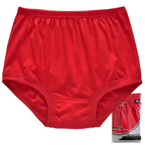 Middle-aged and elderly women's briefs are non-pilling, non-fading, bright red, extra fat, and comfortable pure cotton underwear