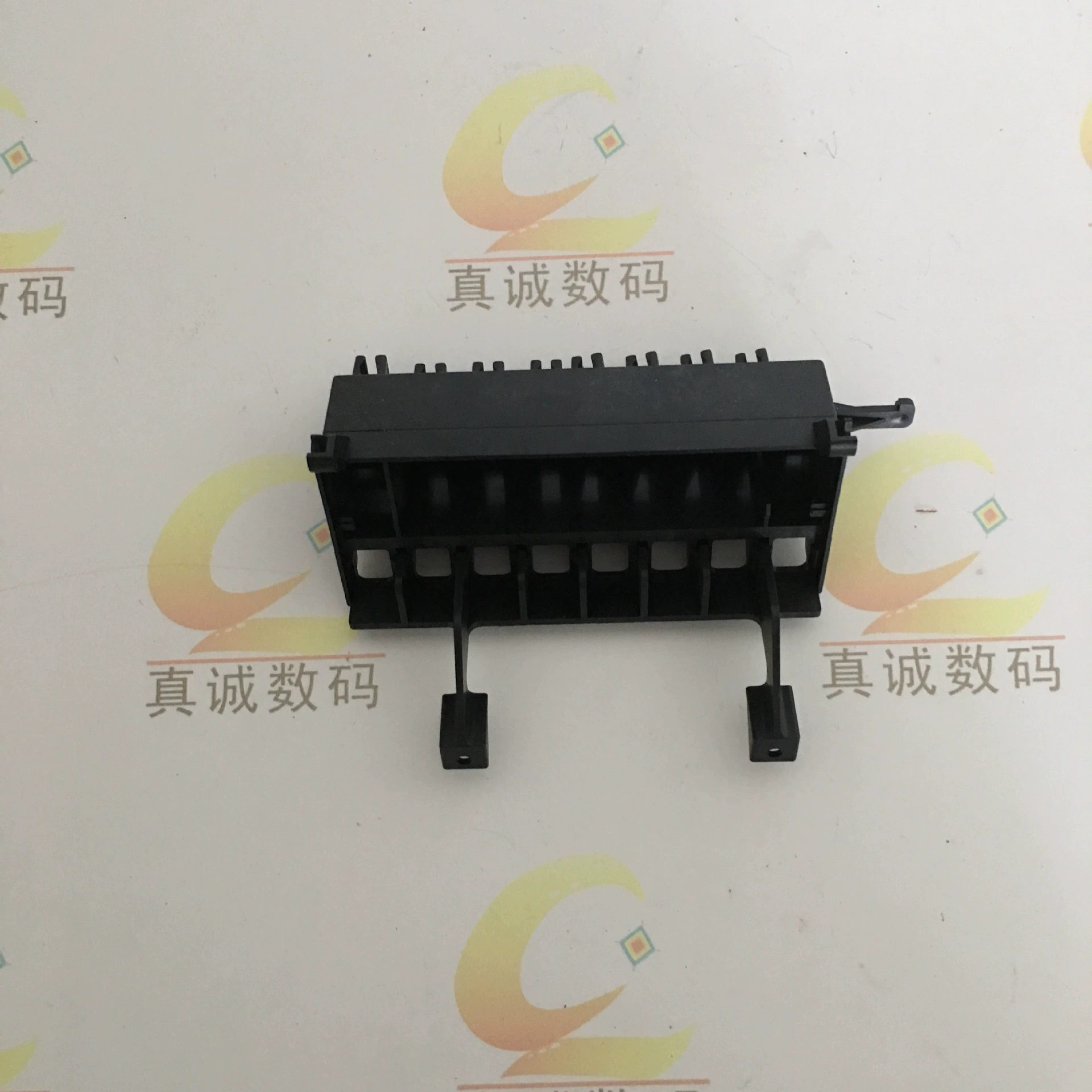 Подходит для оригинальных картриджей EPSON Epson 7880c/7800/7450/9880c/9450/9800 ink bags на полке