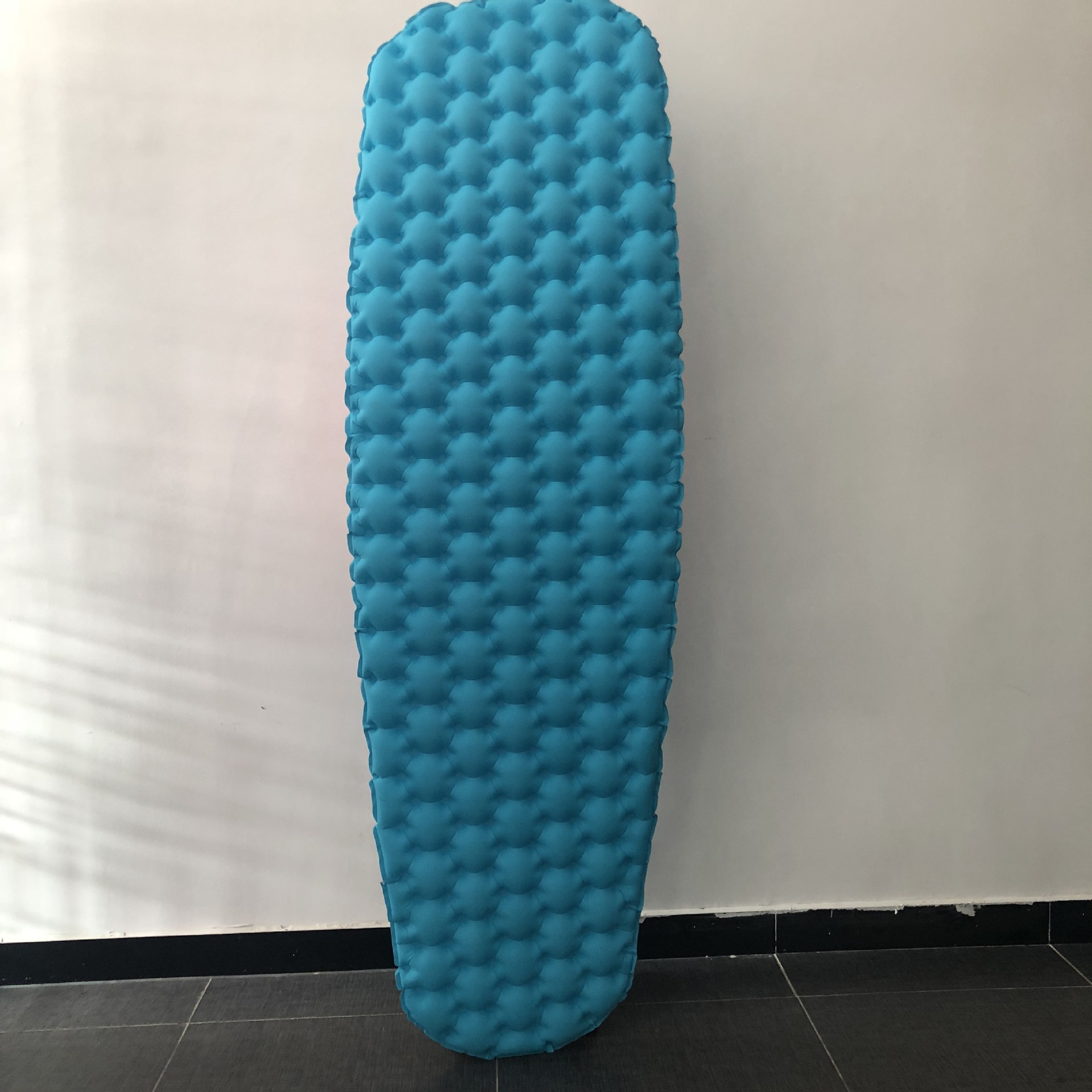 廠家?guī)齑鎡pu超輕戶外充氣睡墊 便攜式充氣睡墊、戶外帳篷充氣睡墊