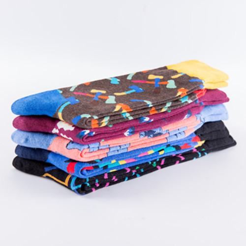 Cross-border autumn and winter new fashion socks street skateboard socks casual colorful finger socks wholesale