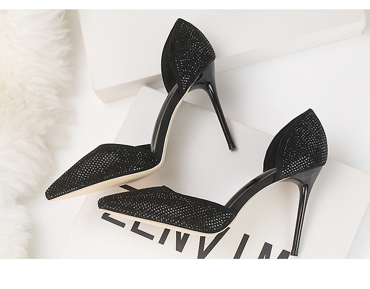 Chaussures à talons hauts super hauts élégantes et élégantes à bout peu profond et pointu avec strass brillants creux pour femmes_voghion.com