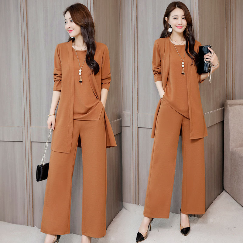 Costume femme en Fibre de polyester - Ref 3335343 Image 4