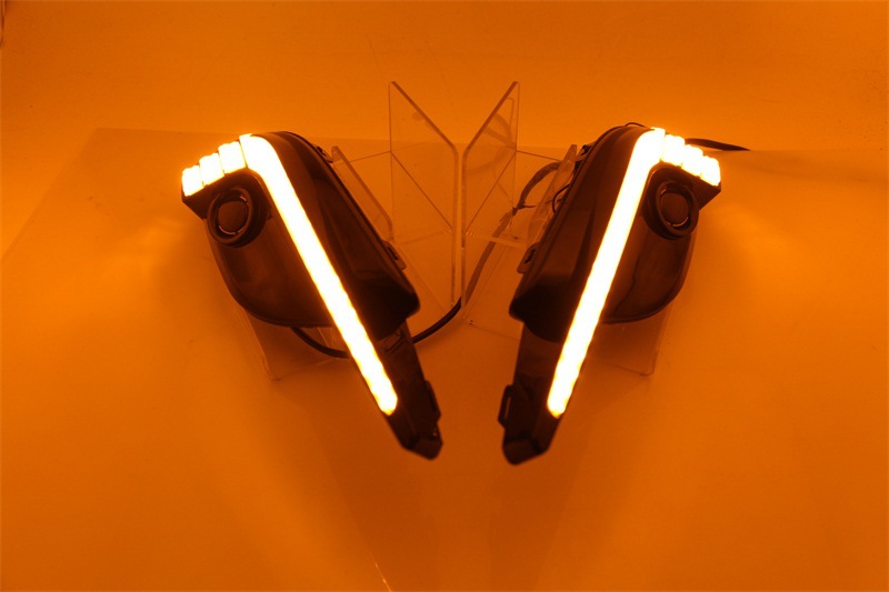 Aplicable a 17 modelos de Mazda 3 onksela luz diurna luz blanca + luz amarilla dirección luz diurna luz antiniebla delantera