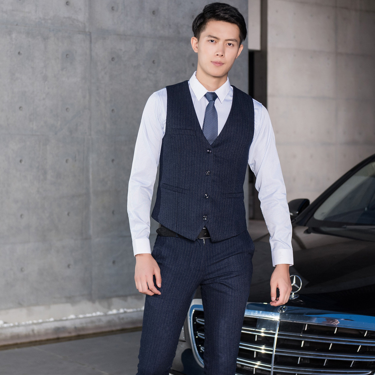 Professional fashionable vest for men and women