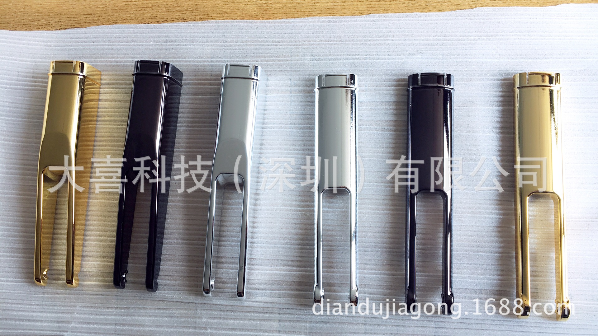 提供塑料表面镀铬加工 镀铬拉丝 面板电镀拉丝工艺