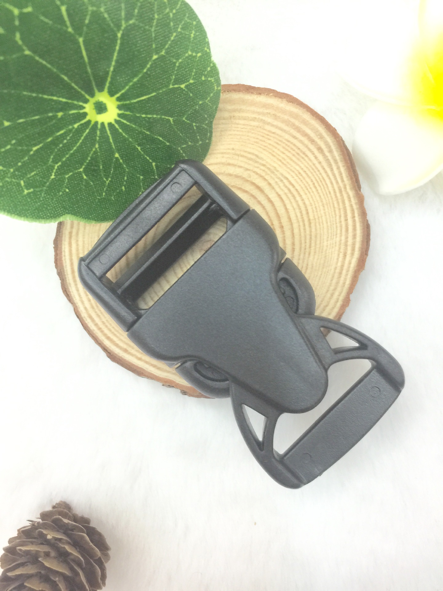 畅销月友生产供应龙虾 插扣 黑色现货供应 量大价优详情图4