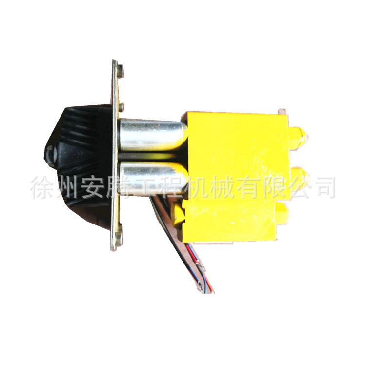 装载机先导阀803012600  铲车先导手柄