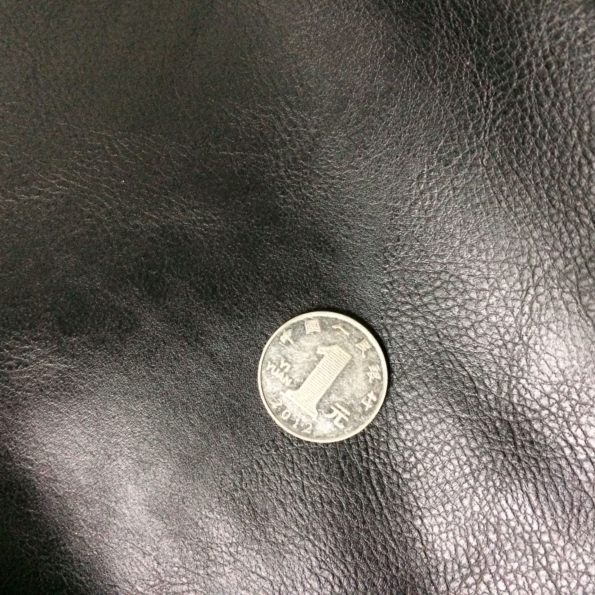 现货供应箱包包装用黑色0.8仿棉绒底环保PU合成革浙江皮革