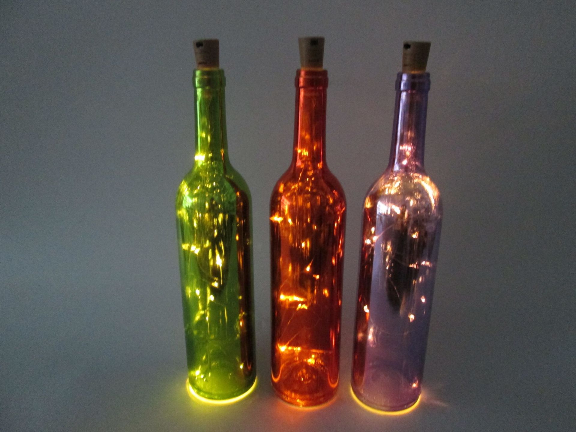 红酒瓶 喷色玻璃酒瓶 灯罩彩色玻璃花瓶 led灯串摆件厂家ins超火