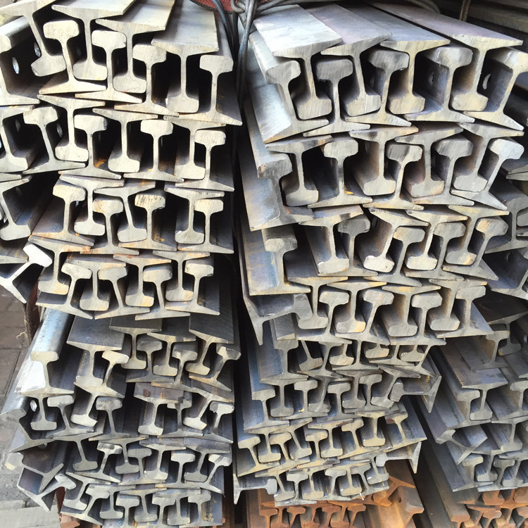 轻型钢轨8kg国标路轨q235b龙门吊机轨道铁轨广东佛山现货批发配送
