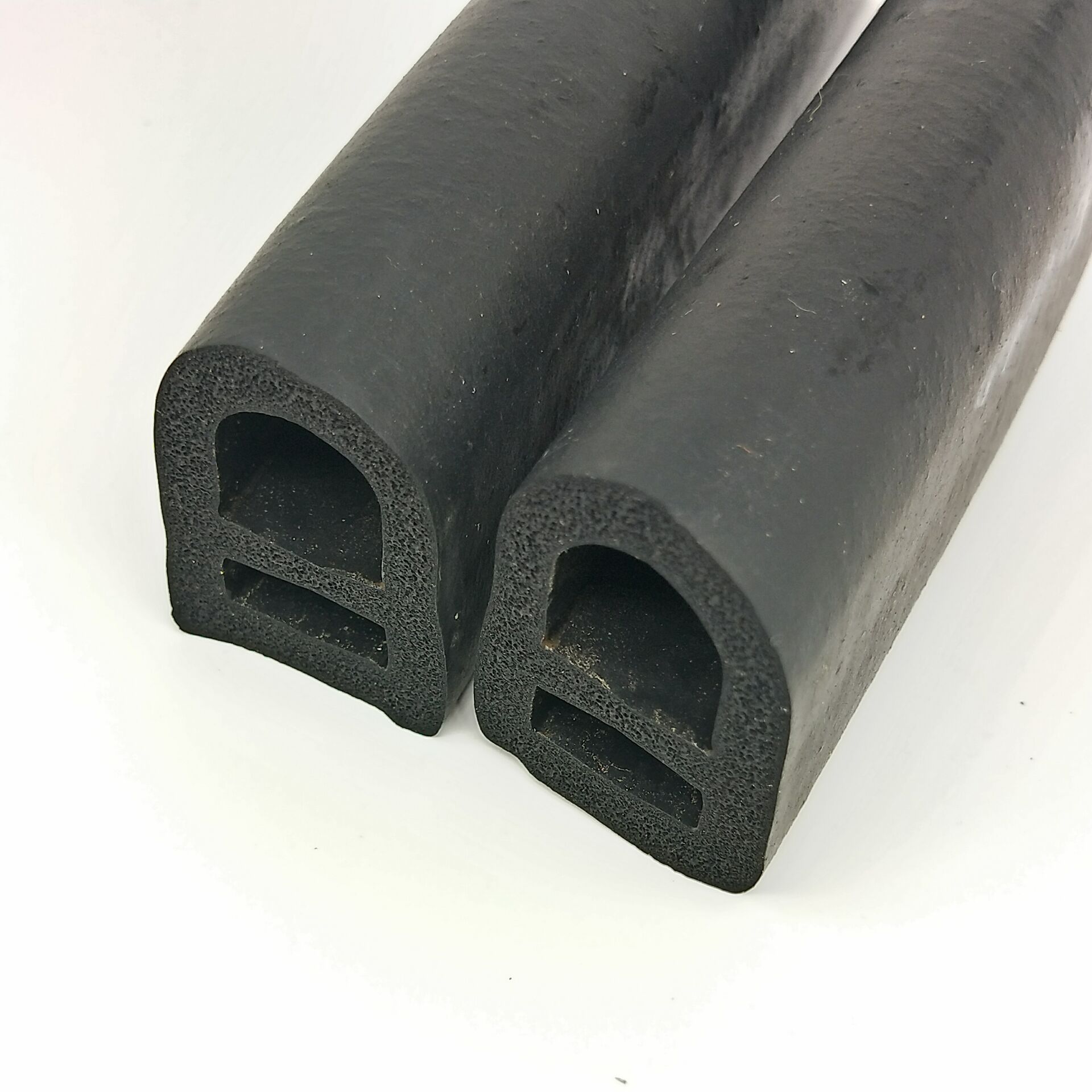 三元乙丙发泡海绵密封条 EPDM抗老化阻燃防撞防尘密封橡胶条