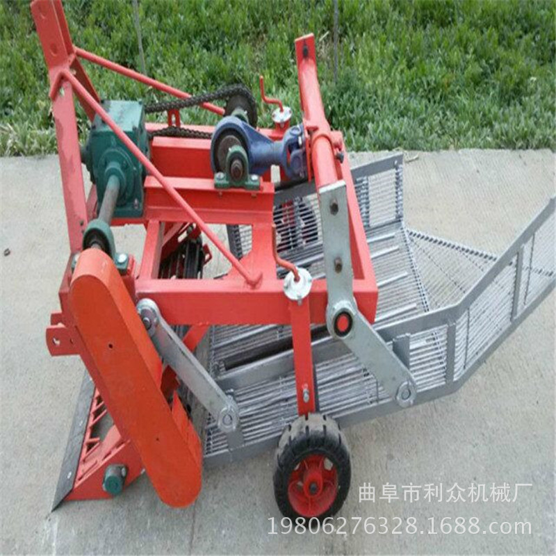 连云港 链条传动花生收获机 四轮带花生收获机