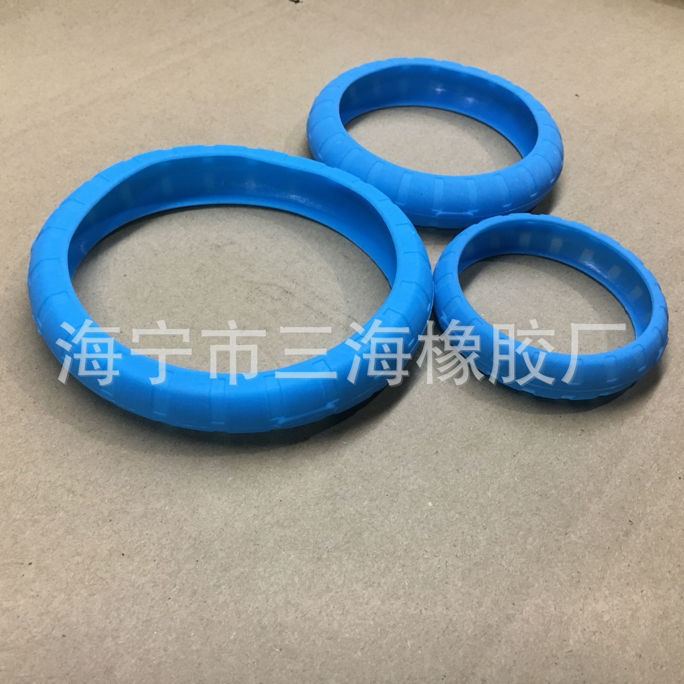 私人订制橡胶套 蓝色O型硅胶哑铃保护套