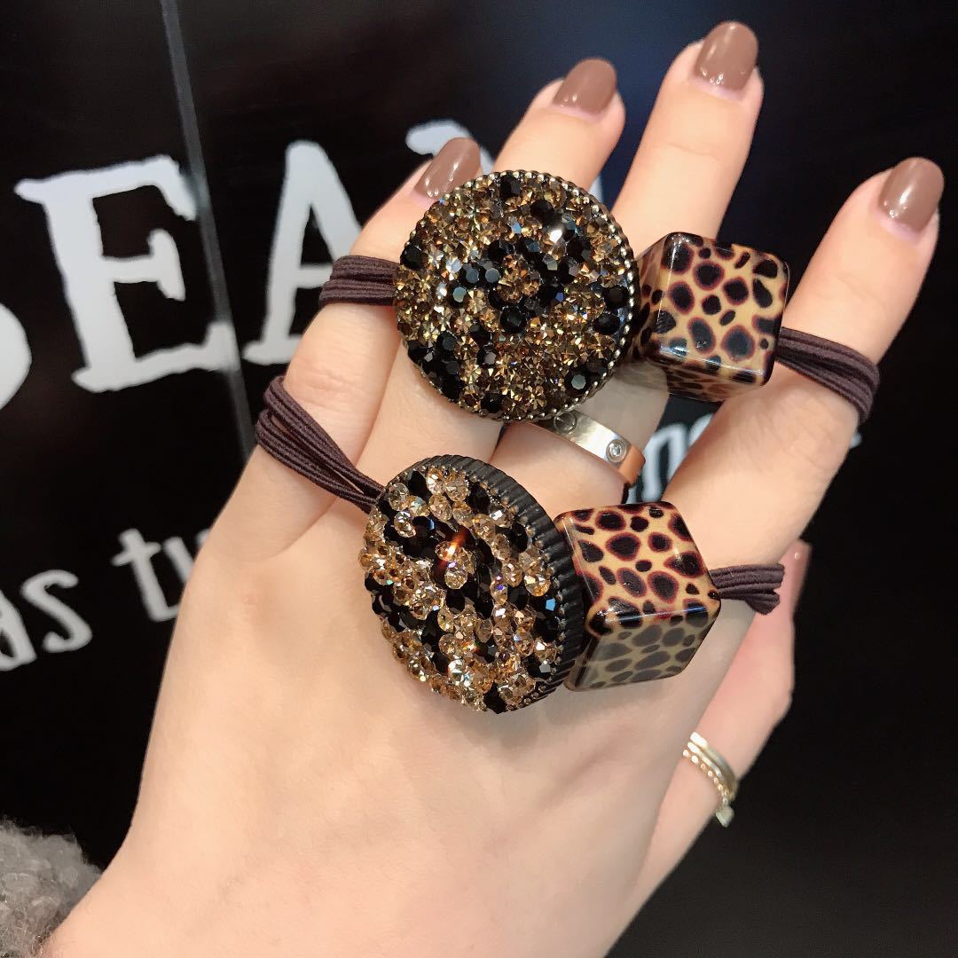 Korean Style Leopard Pattern Square Disc Full Diamond Hair Rope display picture 8