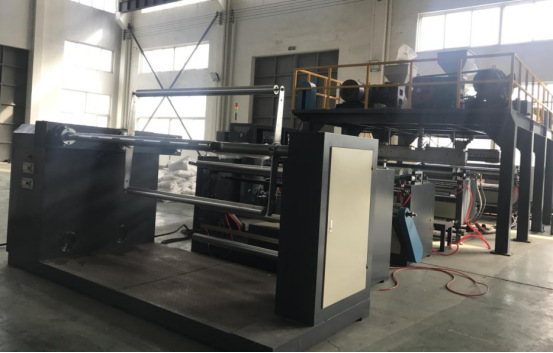 快递袋气泡膜，气泡膜机，快递保护袋，珍珠膜气泡膜机。